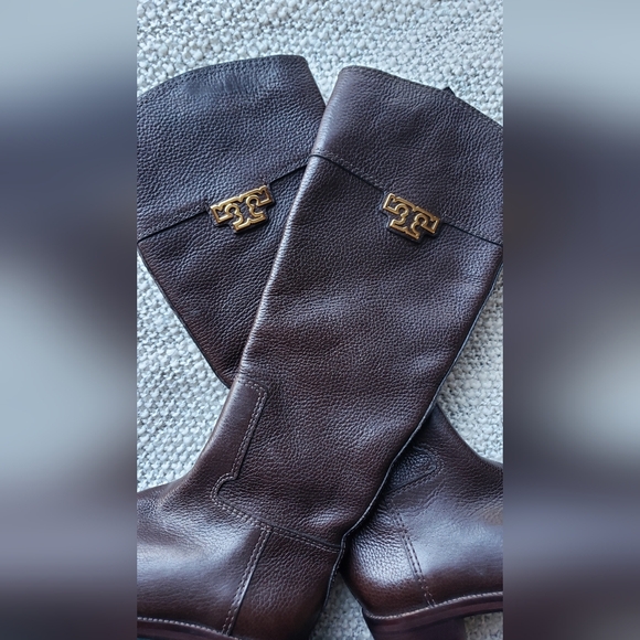 Tory Burch Joanna Brown Boots - Picture 6 of 6